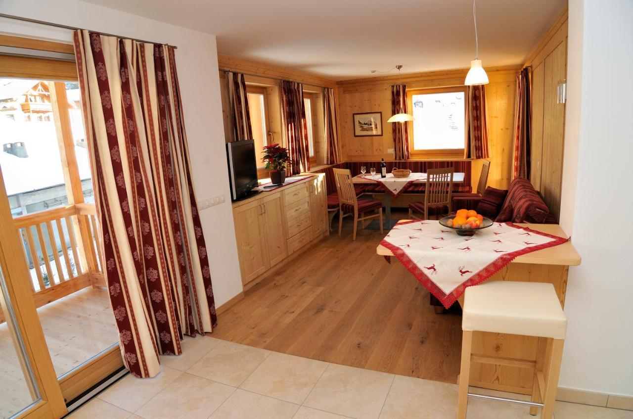 Chalet Regina Apartment Selva di Val Gardena Ruang foto