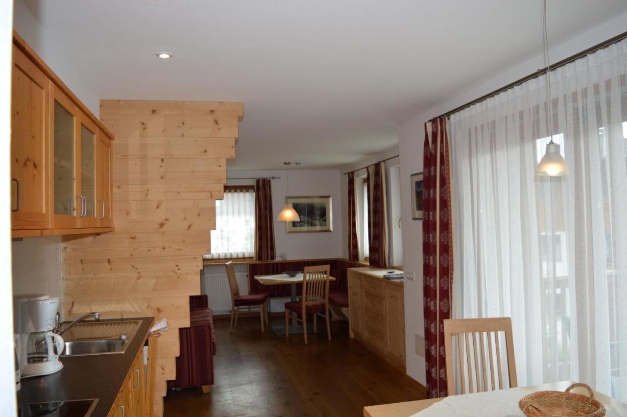 Chalet Regina Apartment Selva di Val Gardena Bagian luar foto